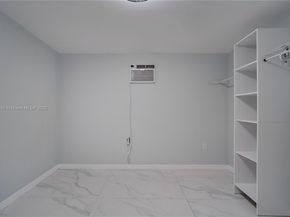 1114 SW 13th Ct, Miami FL 33135