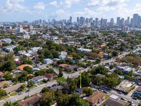 1114 SW 13th Ct, Miami FL 33135