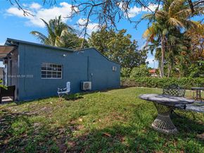 1114 SW 13th Ct, Miami FL 33135