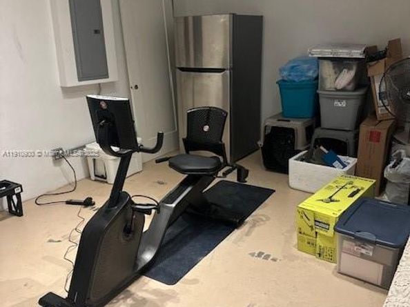 3089 SW 21st St 3089, Miami FL 33145