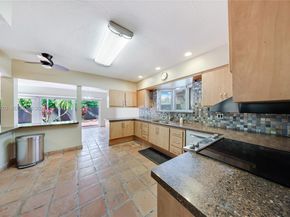 19420 NE 19th Pl, Miami FL 33179