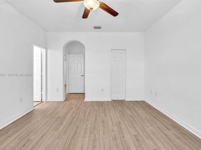 17161 SW 96th St, Miami FL 33196