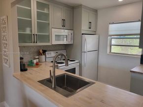 4700 NW 35th St 610, Lauderdale Lakes FL 33319