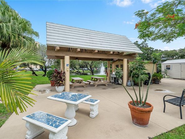7300 Radice Ct 109, Lauderhill FL 33319