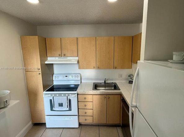 13785 SW 66th St 233C, Miami FL 33183