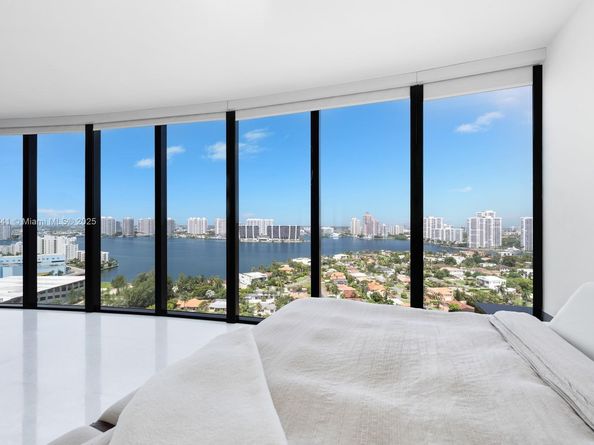 18555 Collins Ave 2003, Sunny Isles Beach FL 33160