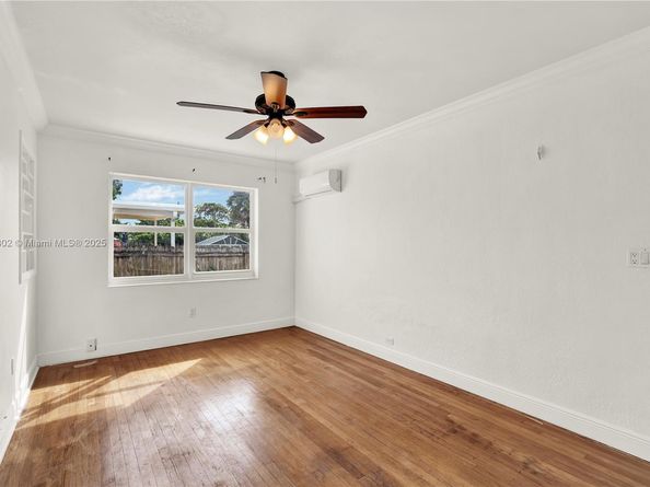 1317 N M St, Lake Worth FL 33460