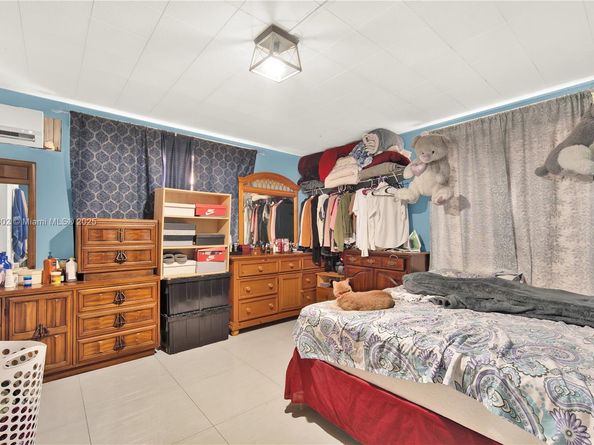 1317 N M St, Lake Worth FL 33460