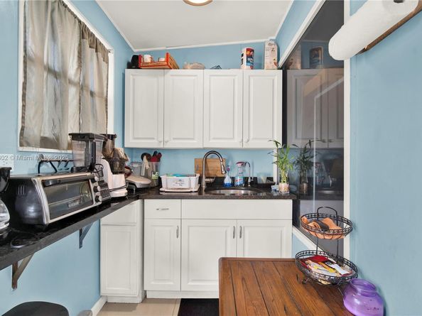 1317 N M St, Lake Worth FL 33460