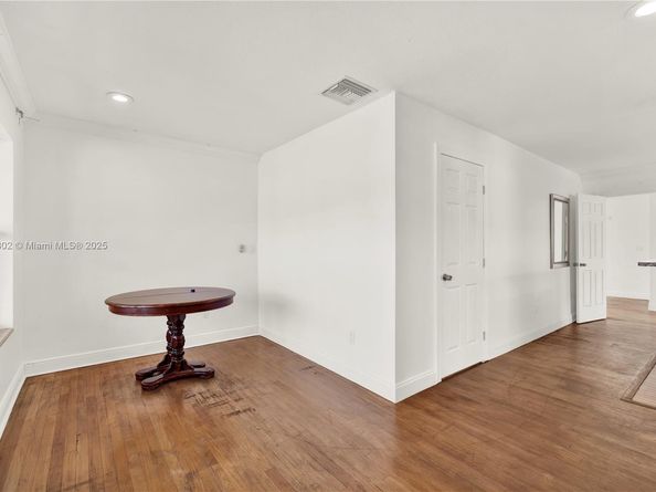 1317 N M St, Lake Worth FL 33460