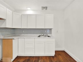 1317 N M St, Lake Worth FL 33460