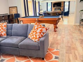 8821 Wiles Rd 108, Coral Springs FL 33067