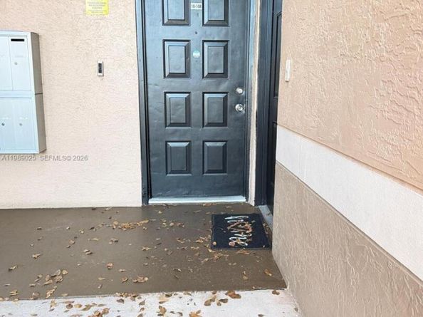 8821 Wiles Rd 108, Coral Springs FL 33067