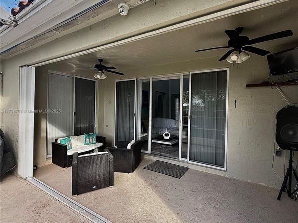 2602 Augusta Dr, Homestead FL 33035