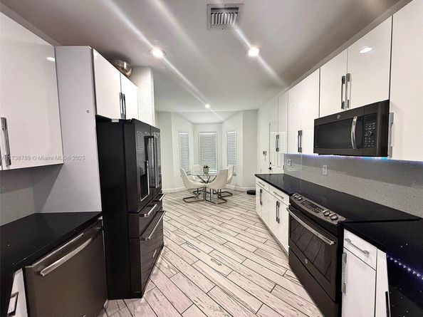2602 Augusta Dr, Homestead FL 33035