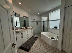 2602 Augusta Dr, Homestead FL 33035