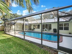 7201 NW 7th Ct, Plantation FL 33317