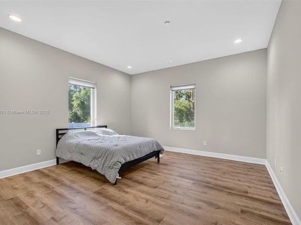 18369 Mellen Ln, Jupiter FL 33478