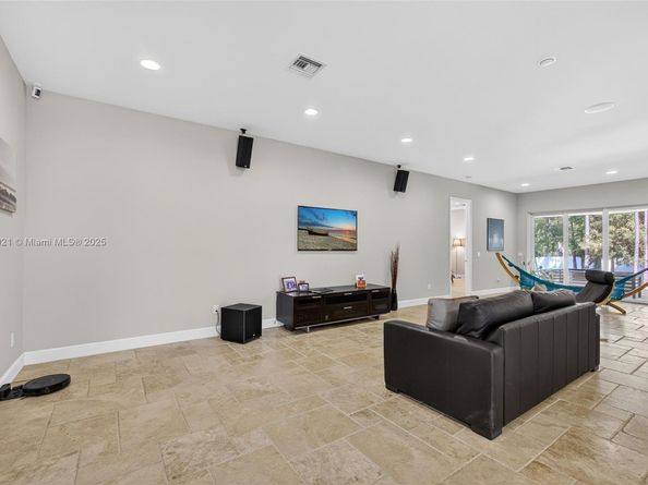 18369 Mellen Ln, Jupiter FL 33478