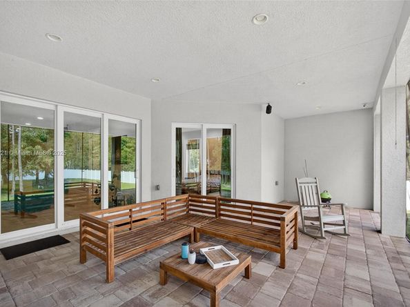 18369 Mellen Ln, Jupiter FL 33478