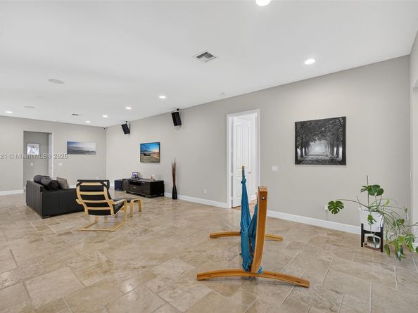 18369 Mellen Ln, Jupiter FL 33478