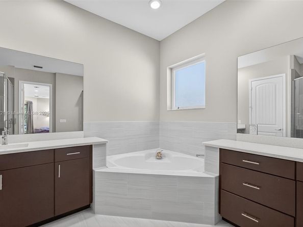 18369 Mellen Ln, Jupiter FL 33478