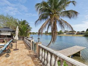 8333 SW 144th Ct, Miami FL 33183