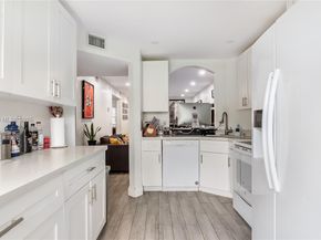 2173 NW 78th Ave 103, Pembroke Pines FL 33024