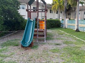 2173 NW 78th Ave 103, Pembroke Pines FL 33024