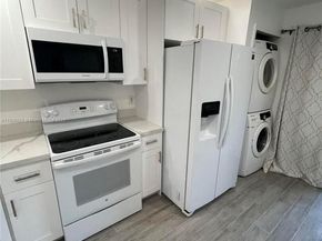 2173 NW 78th Ave 103, Pembroke Pines FL 33024