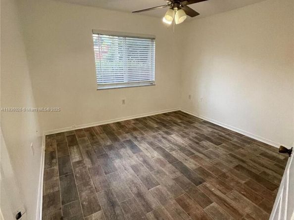 2173 NW 78th Ave 103, Pembroke Pines FL 33024