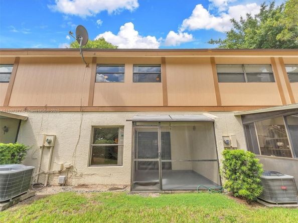 3065 NW 48th Ave, Coconut Creek FL 33063
