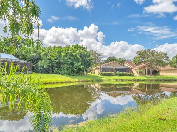 3065 NW 48th Ave, Coconut Creek FL 33063