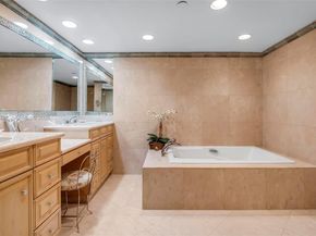 19707 Turnberry Way 22H, Aventura FL 33180