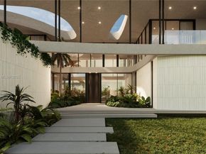 1015 S Southlake Dr, Hollywood FL 33019