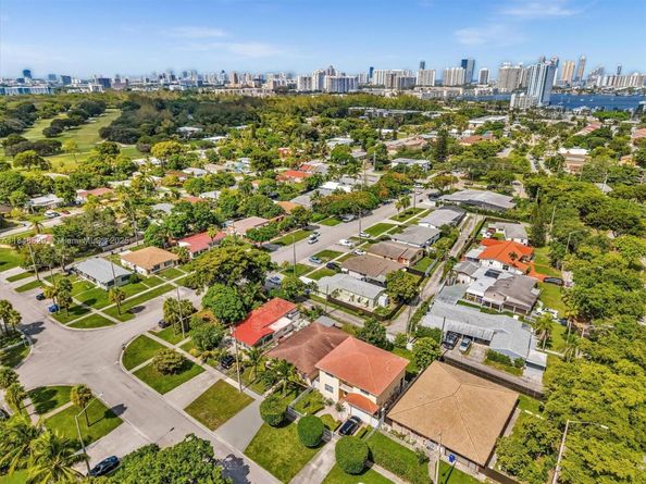 17175 NE 21st Ave, North Miami Beach FL 33162
