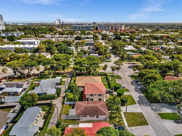17175 NE 21st Ave, North Miami Beach FL 33162
