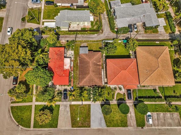 17175 NE 21st Ave, North Miami Beach FL 33162