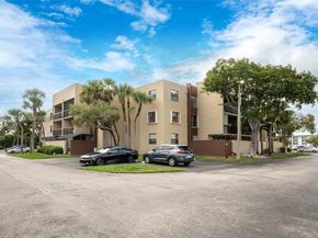 10875 SW 112th Ave 118, Miami FL 33176