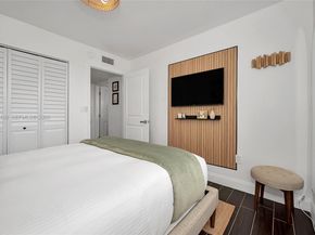 10875 SW 112th Ave 118, Miami FL 33176