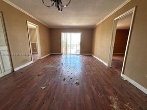 4713 NW 7th St 4101, Miami FL 33126