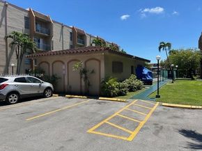 4713 NW 7th St 4101, Miami FL 33126