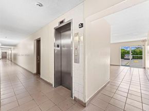 4713 NW 7th St 4101, Miami FL 33126