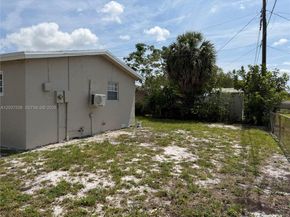 2910 NW 25th St, Fort Lauderdale FL 33311