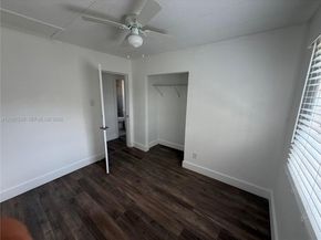 2910 NW 25th St, Fort Lauderdale FL 33311