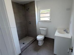 2910 NW 25th St, Fort Lauderdale FL 33311