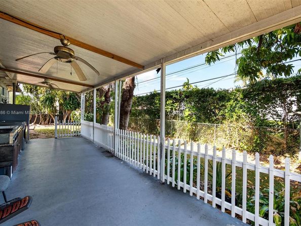 1715 SW 84th Ave, Miami FL 33155