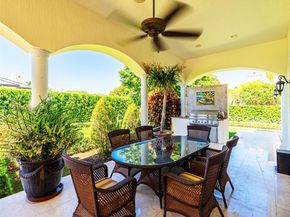 9076 SW 59th Ct, Pinecrest FL 33156