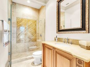 9076 SW 59th Ct, Pinecrest FL 33156