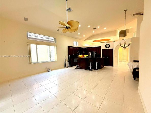 12539 NW 58th Mnr, Coral Springs FL 33076
